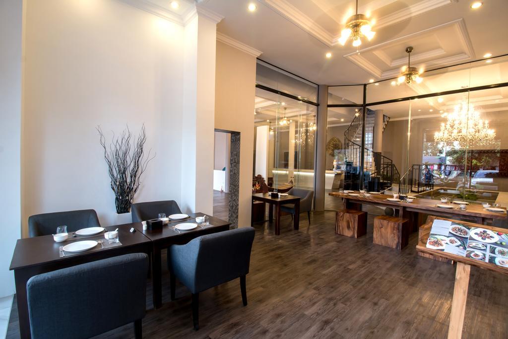 De Art Hotel Пномпень Экстерьер фото